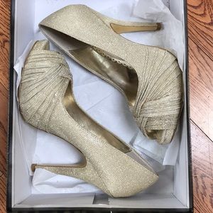 Platinum gold heels